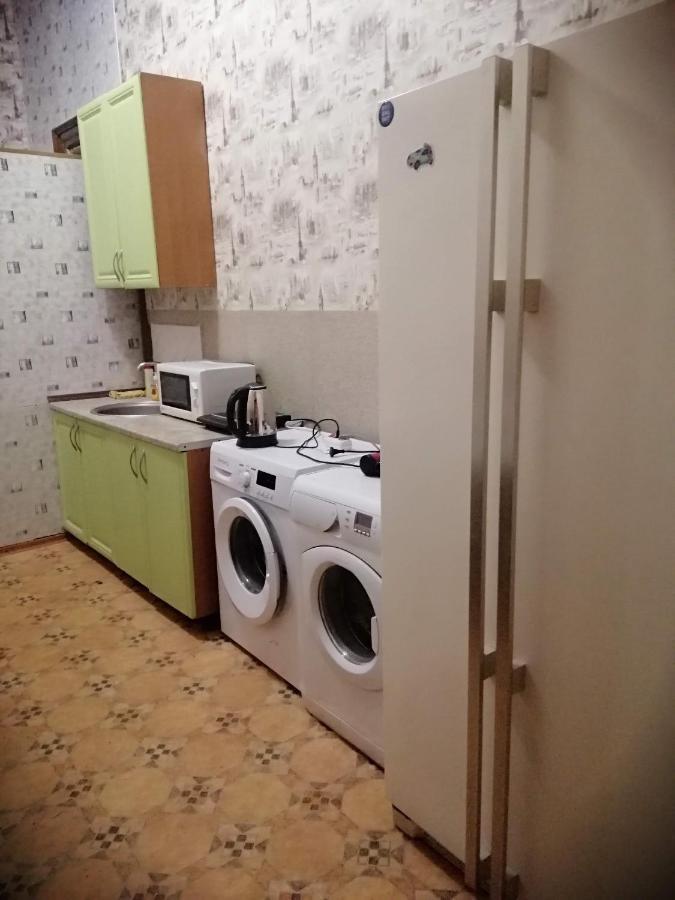 Ланжероновская Угол Дерибасовская Appartement Odessa Buitenkant foto