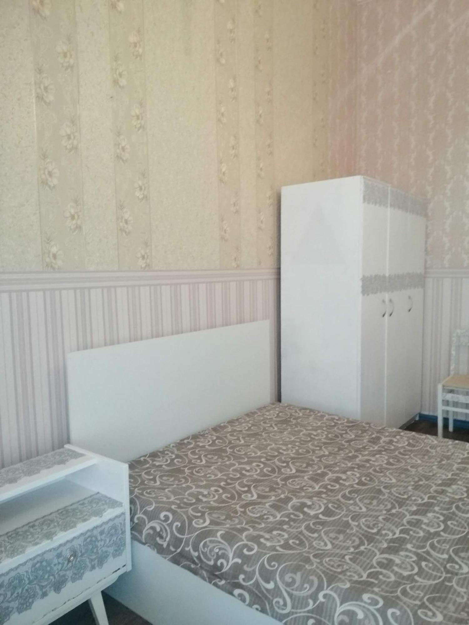 Ланжероновская Угол Дерибасовская Appartement Odessa Buitenkant foto